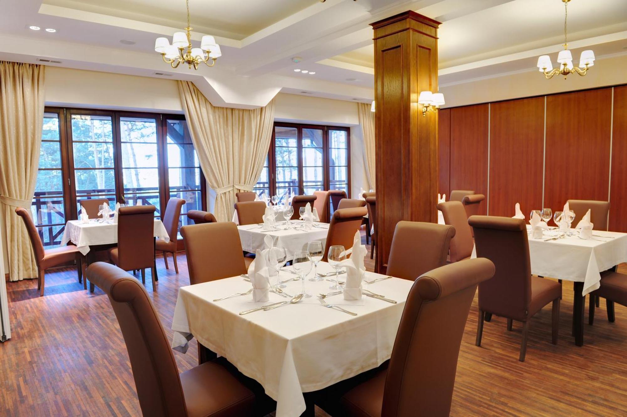 Hotel Kazimierski Zdroj Janowiec Dış mekan fotoğraf
